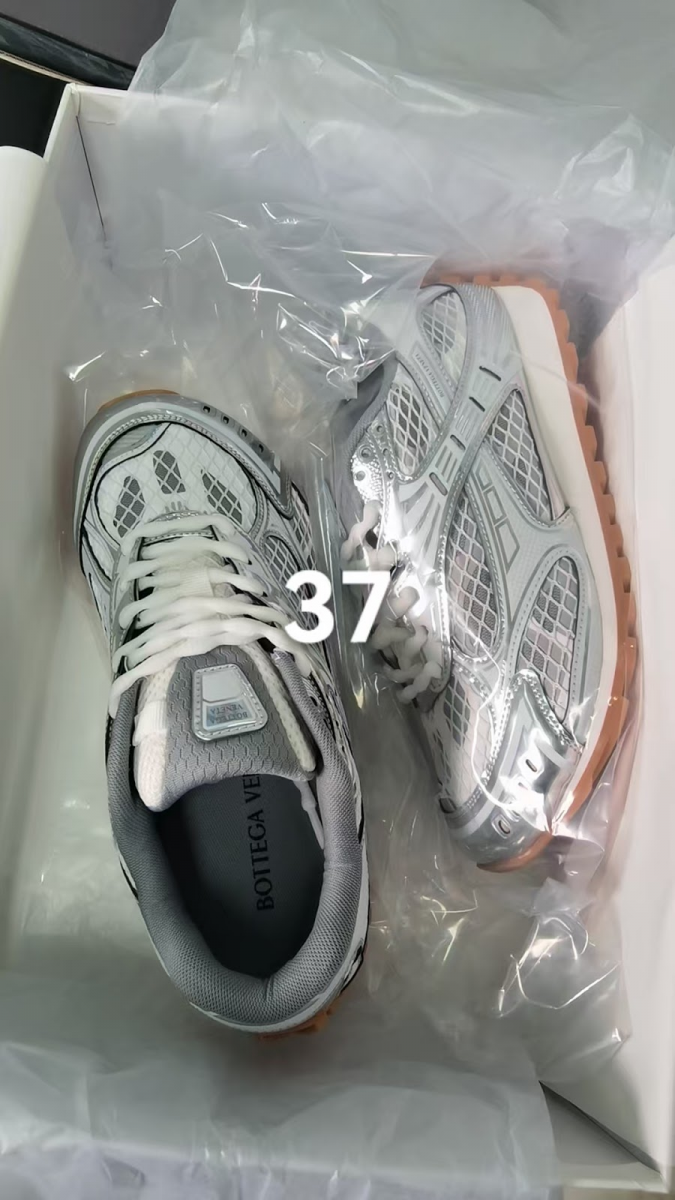 BOTTEGA VENETA ORBIT SNEAKERS SILVER/WHITE